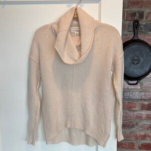 Max Studio 2 ply cashmere  Cream Turtleneck Sweater